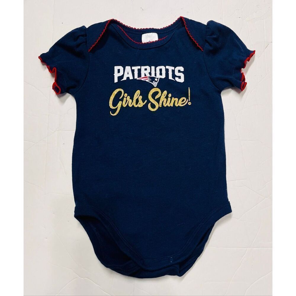 NFL Team Apparel New England Patriots Bodysuit Girls Size 3-6 Months